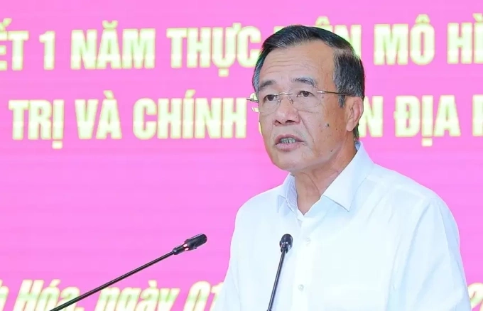 Bí thư Tỉnh ủy Thanh Hóa Lê Đức Thái phát biểu tại hội nghị sơ kết vận hành chính quyền địa phương hai cấp ngày 1/6. Ảnh: Lam Sơn