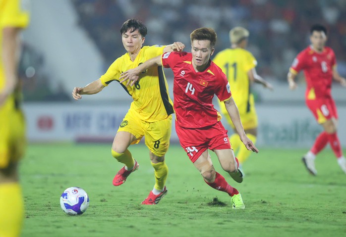 HLV Kim Sang-sik muốn cùng tuyển Việt Nam "phá dớp" tại AFF Cup 2026 - 3