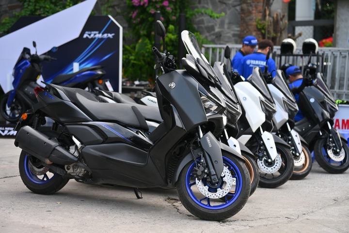 Ký hiệu nào trên xe máy Yamaha giúp nhận biết có thể dùng xăng E10? - 1