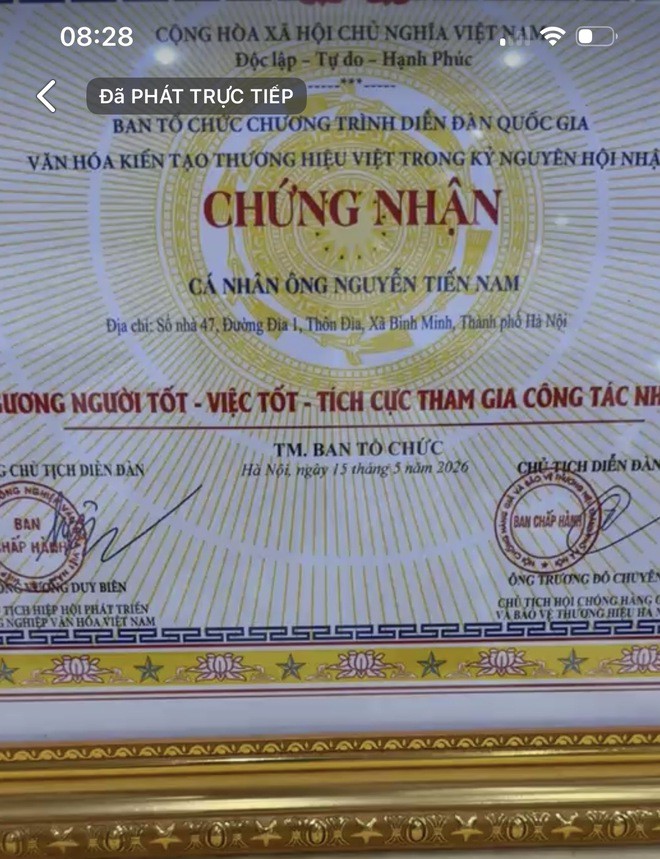 Vì sao ông Nguyễn Tiến Nam từng được trao chứng nhận 'Gương người tốt, việc tốt trong công tác nhân đạo'? - 3