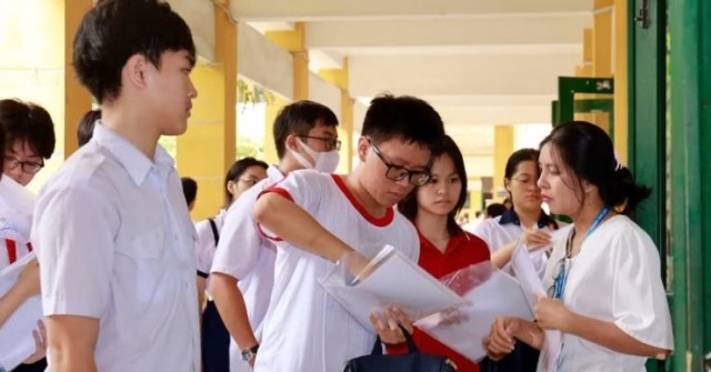 Đề thi chuyên Vật lý lớp 10 của TPHCM sai sót