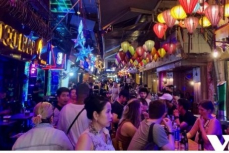 Hà Nội mở rộng kinh tế đêm, hướng tới “Thành phố không ngủ”
