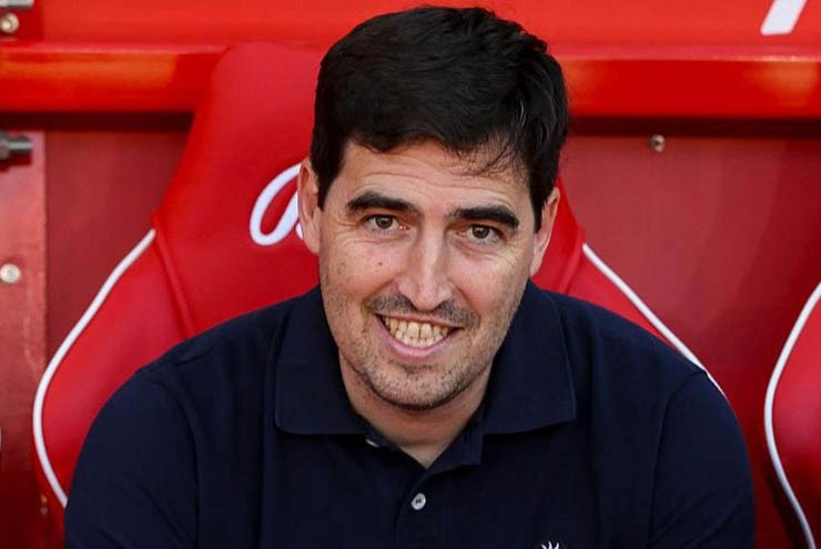 Iraola được kỳ vọng mở ra chương mới cho Liverpool