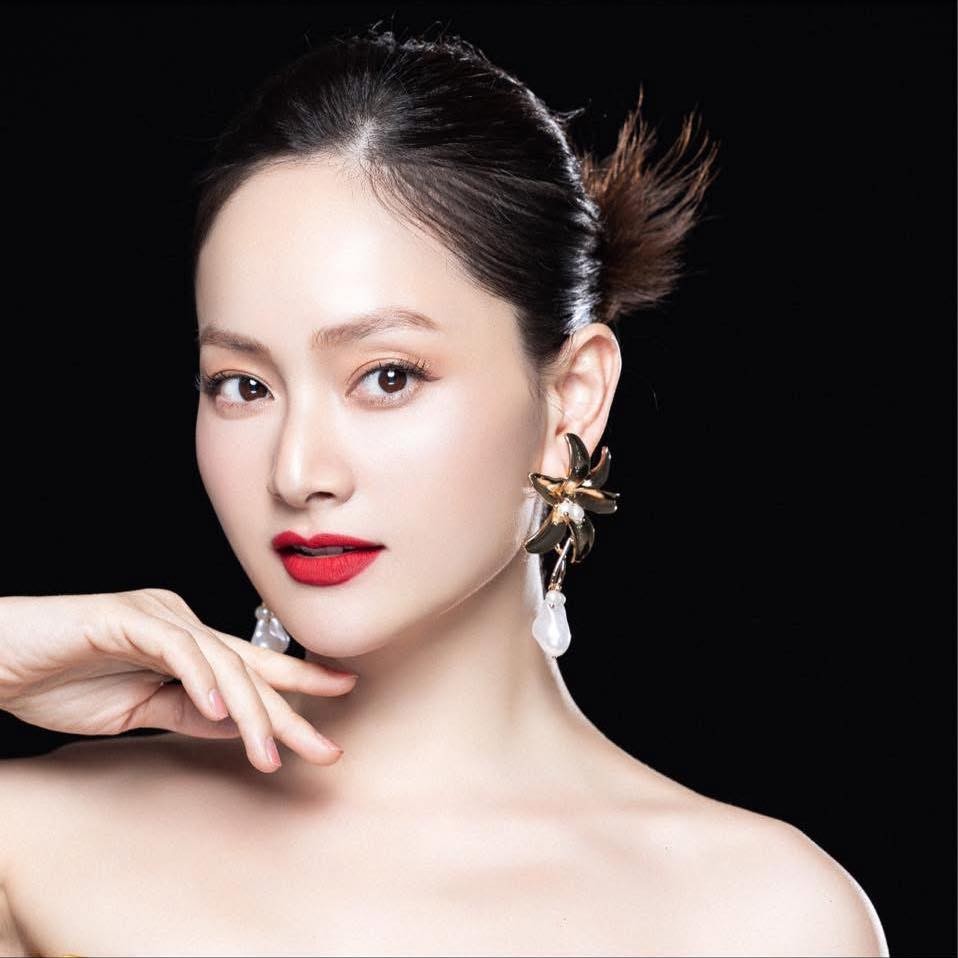 Là nghệ sĩ nên Lan Phương luôn chú trọng sắc vóc của mình trước khán giả. Chính điều này đã là động lực giúp cô giảm được 20kg sau sinh.