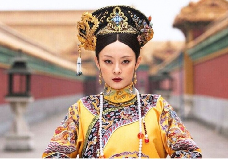 Vai diễn Chân Hoàn trong "Chân Hoàn truyện" giúp tên tuổi Tôn Lệ vụt sáng.&nbsp;