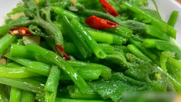 Loại rau mùa hè ngon ngọt, bổ máu, đẹp da, sạch ruột, ăn nhiều mà không có cảm giác "tội lỗi" - 1