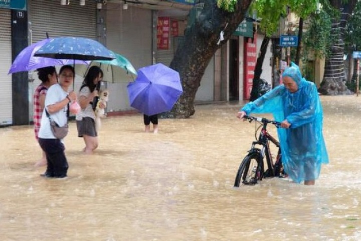 Tin mưa lớn ở Bắc Bộ và dự báo thời tiết Hà Nội 10 ngày tới