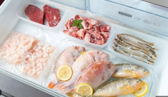 Không nên bảo quản thịt, cá tươi hơn 1 tuần trong tủ lạnh.