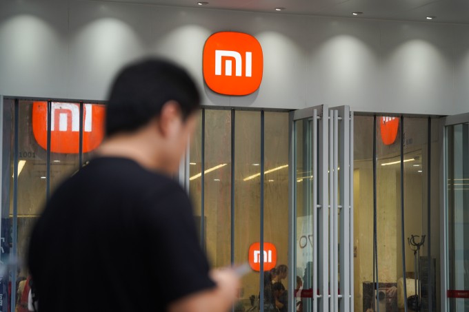 Cửa hàng Xiaomi tại một chợ điện tử ở Thâm Quyến, Trung Quốc, tháng 4/2024. Ảnh: Lưu Quý