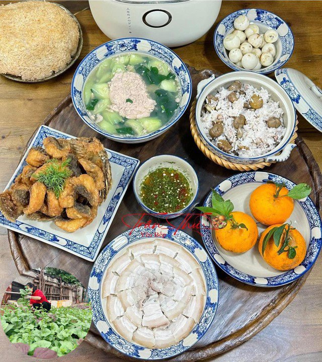 "Lương anh 9 triệu, lương em 5 triệu" phải xây mâm cơm gia đình như thế nào? - 1