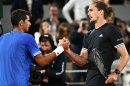 "Rafa mới" và Fonseca nhận cú sốc, bài học xương máu ở Roland Garros