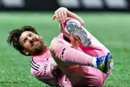 Lionel Messi và loạt tuyển thủ Argentina phải tập riêng trước World Cup 2026