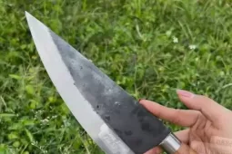 Không “cưa đổ” nữ chủ quán cà phê, gã trai dùng dao sát hại “người trong mộng”