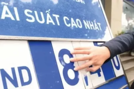 Lãi suất huy động khó hạ nhiệt, điều gì sẽ xảy ra?
