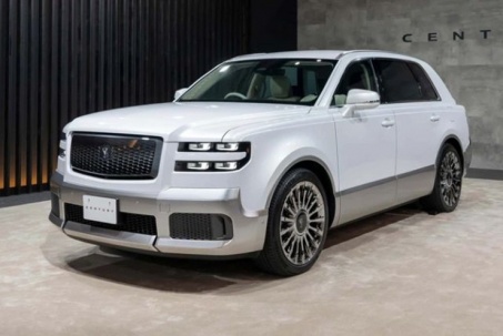 Độc lạ xe SUV Nhật rao bán giá khủng tại Nga