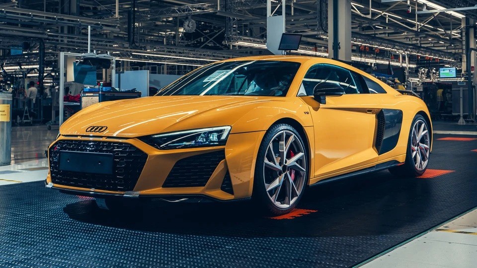 Chiếc Audi R8 cuối cùng lăn bánh ra khỏi nhà máy.&nbsp;