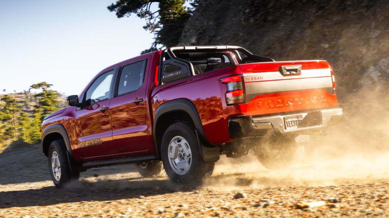 Nissan và Mitsubishi hợp tác phát triển xe bán tải mới - 2
