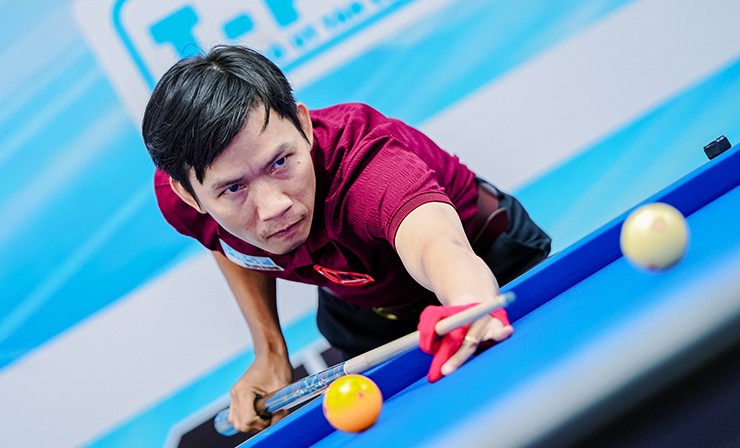 "Messi làng bi-a carom" Nguyễn Đình Chung