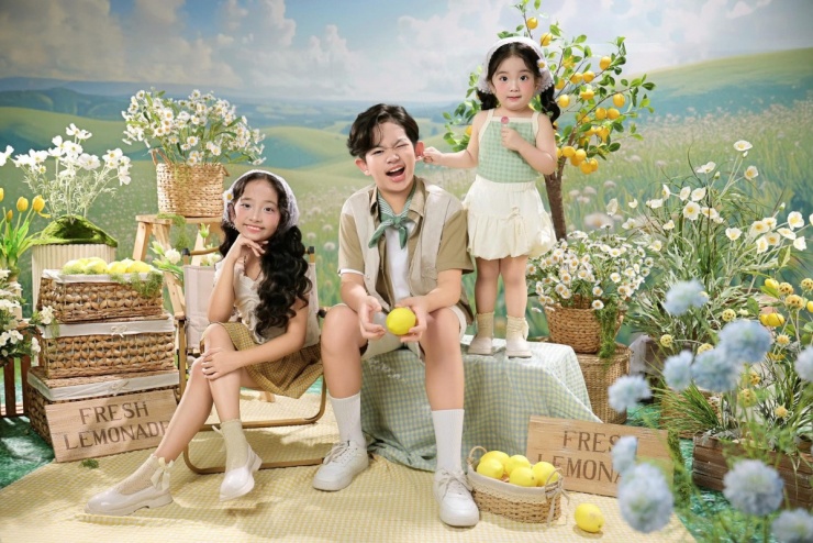 Ảnh sao 4/6: Bảo Thy tình tứ bên chồng trong tiệc mừng tuổi mới - 8