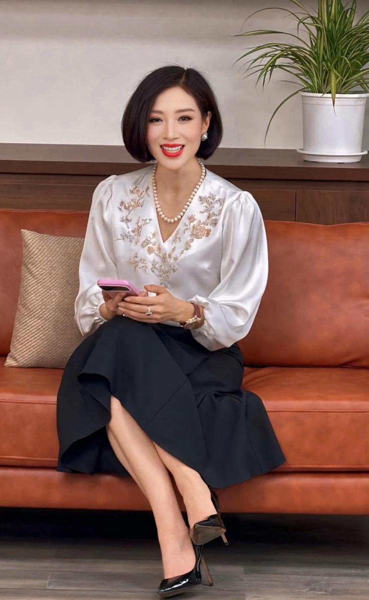 Sắc vóc 'Cô thư ký xinh đẹp' sau 26 năm - 7