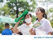 Sáng nay, thí sinh bước vào kỳ thi lớp 10 Trường THPT Chuyên ĐH Sư phạm Hà Nội