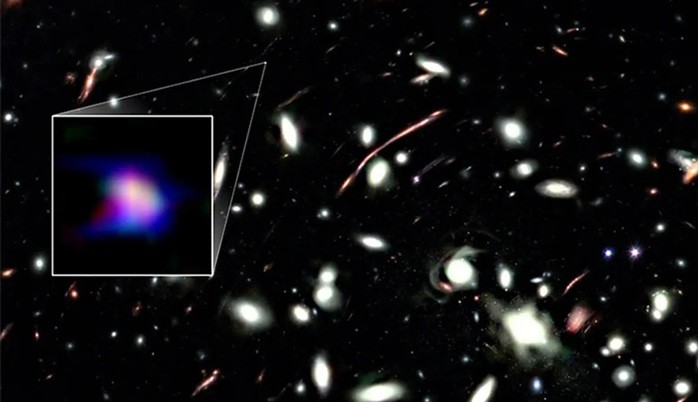 Thiên hà LAP1-B là loại thiên hà tổ tiên mà các nhà khoa học luôn tìm kiếm - Ảnh: NASA/ESA/CSA