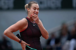 Sabalenka đòi bỏ tennis vì cú sốc Roland Garros: "Hố đen tâm lý" nuốt chửng tham vọng