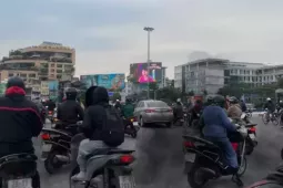 Kiểm định khí thải xe máy tại Hà Nội: Đề xuất hỗ trợ kinh phí cho người dân