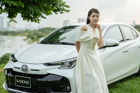 Sedan hạng B giảm giá tới hàng chục triệu đồng vẫn thất thu