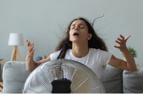 Nắng nóng đến mấy cũng đừng sử dụng quạt kiểu này vì cực hại sức khỏe