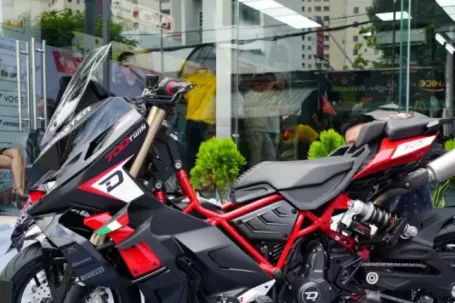 Siêu mô tô Italjet Dragster 700 đầu tiên về Việt Nam, giá ngang ô tô cỡ nhỏ