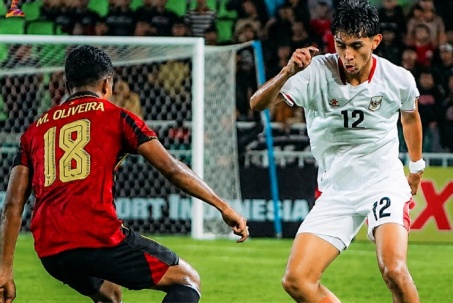 Video bóng đá U19 Timor Leste - U19 Indonesia: Sự cố bất ngờ, Kaka "chốt hạ" (U19 Đông Nam Á)