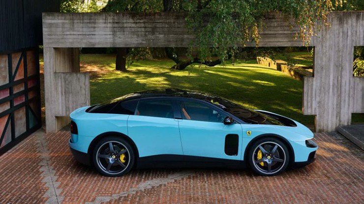 Ferrari Luce vừa ra mắt đã có đại gia Việt chốt đơn - 2