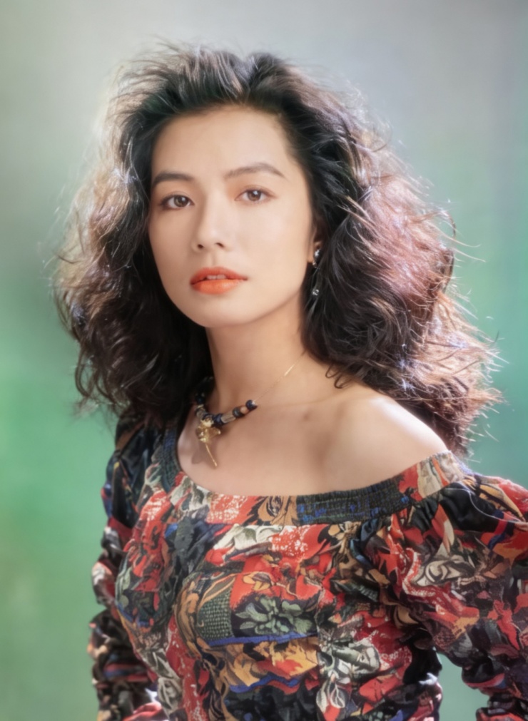 Chung Sở Hồng 'duyên dáng già đi' - 8