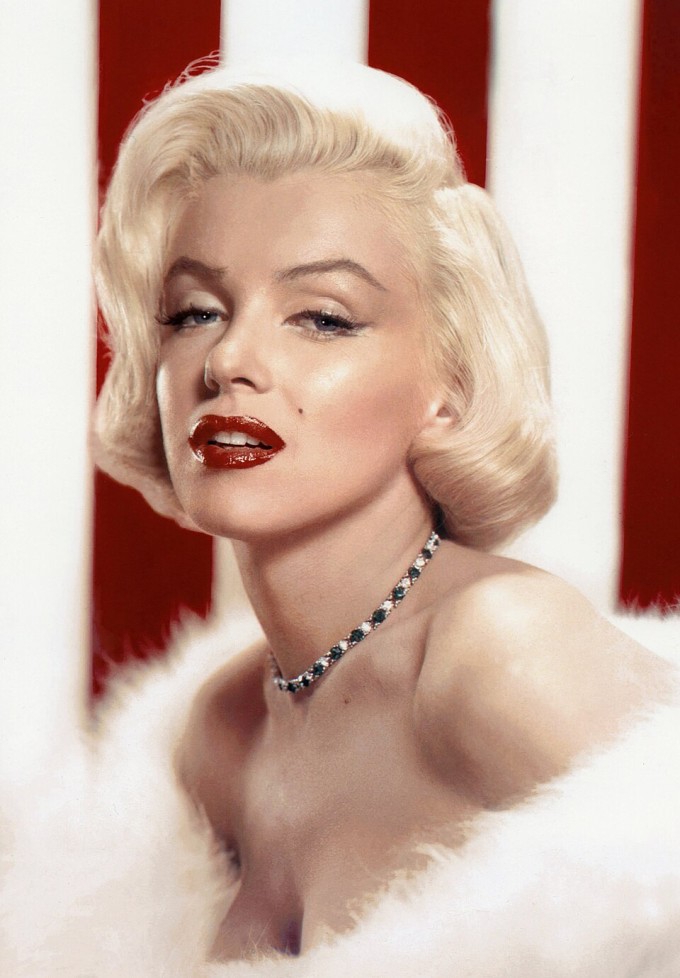Marilyn Monroe trên tạp chí Photoplay năm 1953.