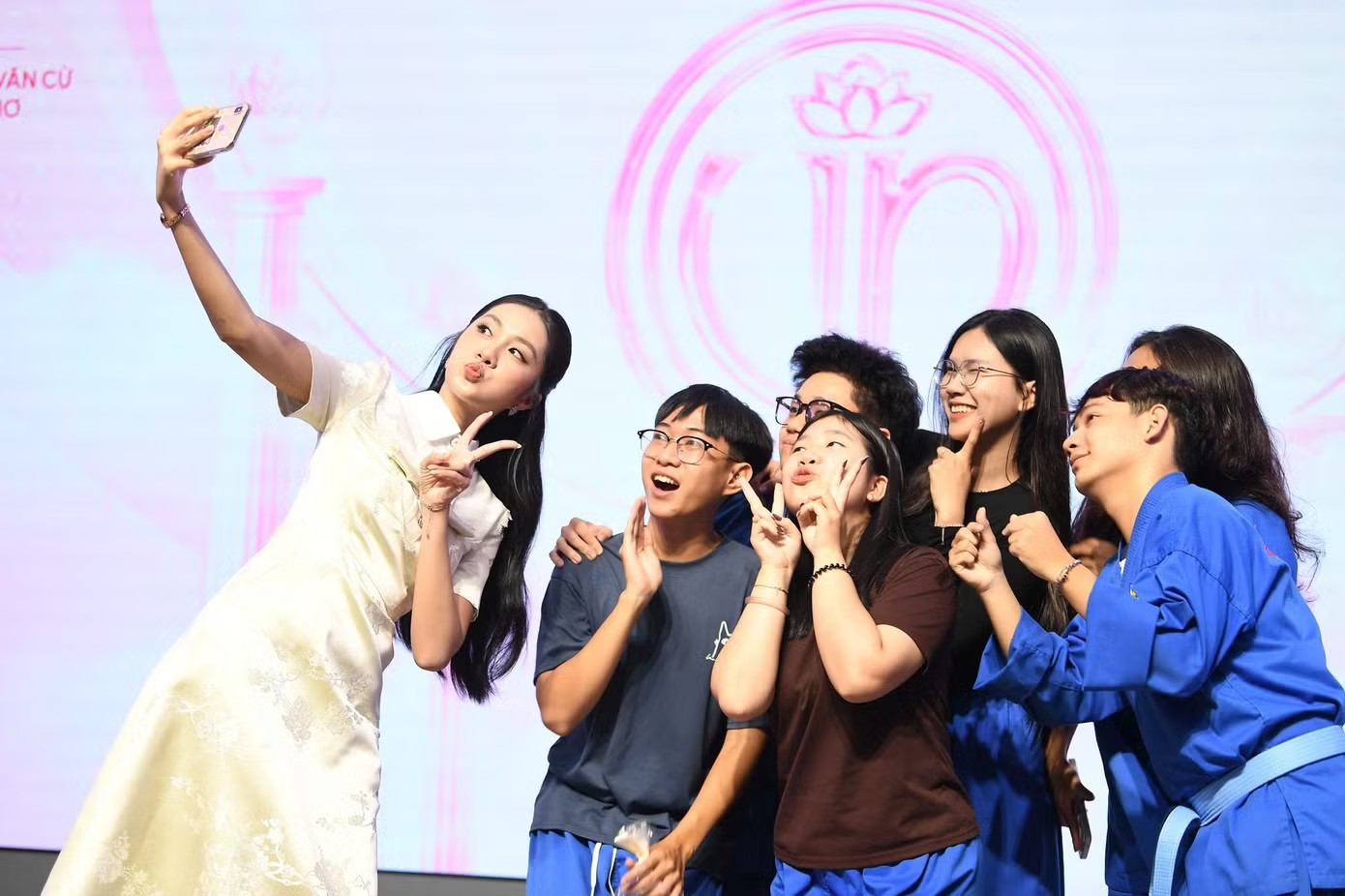 Các nội dung thi của Hoa hậu Việt Nam 2026 về cơ bản không quá khó, bao gồm các phần thi sau:
