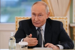 Tổng thống Putin: Nga sẵn sàng hỗ trợ giải quyết vấn đề hạt nhân Iran