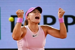 Hấp dẫn Roland Garros: Andreeva đoạt vé chung kết, gặp hiện tượng hạng 114 thế giới