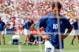 Lịch sử World Cup 1994: Roberto Baggio, tội đồ không bao giờ được giải oan