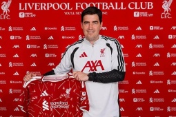 Tin mới nhất bóng đá sáng 5/6: Liverpool chính thức bổ nhiệm Iraola
