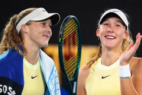 Kinh điển chung kết Roland Garros: Mỹ nhân Andreeva so kè kỷ lục với Chwalinska