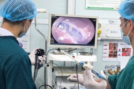 Mệt mỏi, sụt cân sau thời gian dài táo bón, người phụ nữ 48 tuổi nhận kết quả không ngờ