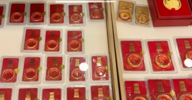 Giá vàng tiếp tục giảm