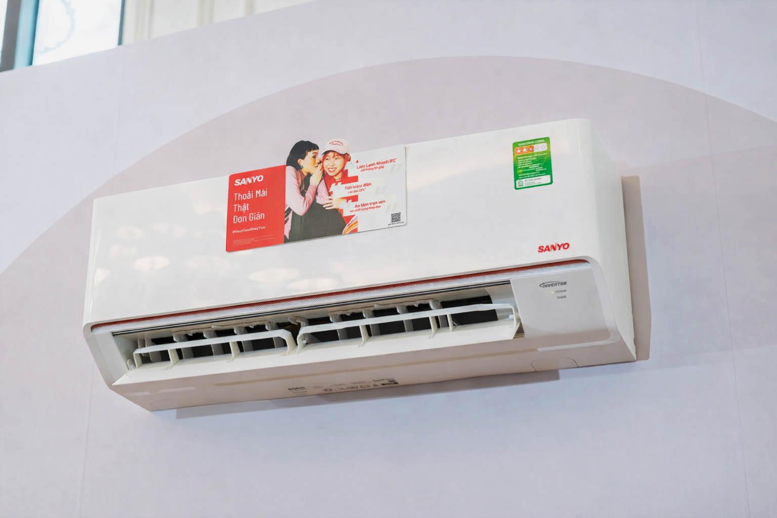 Dòng điều hòa SANYO Comfort Series được phát triển dựa trên các yếu tố gồm sự thoải mái khi sử dụng, độ bền, tiêu chuẩn chất lượng Nhật Bản và thiết kế đơn giản. Nguồn ảnh: DNCC