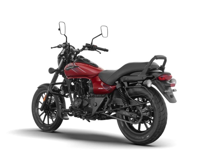 Bất ngờ với mẫu cruiser 220cc mới có giá chưa tới 40 triệu đồng - 3