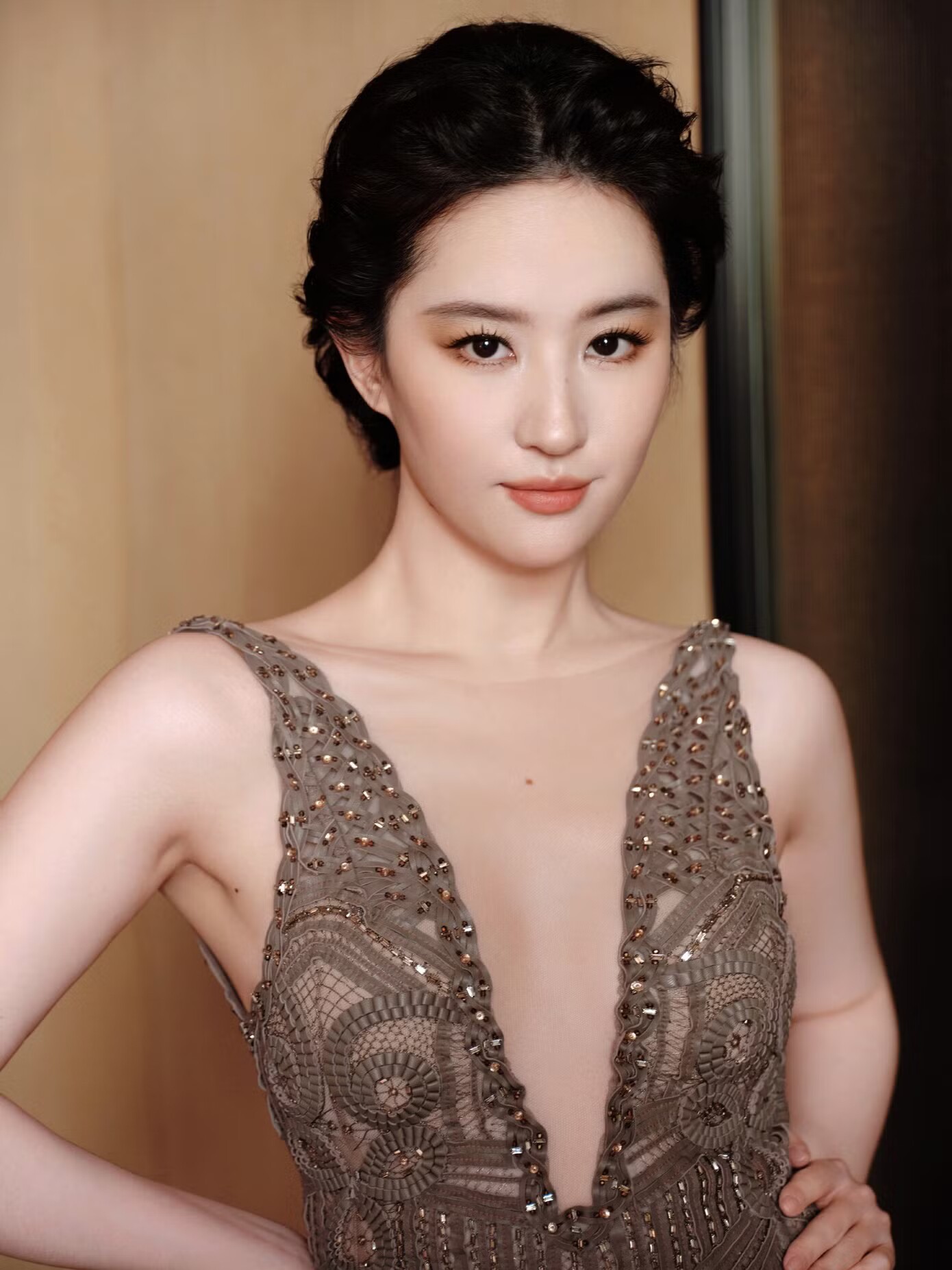 Nguồn cơn nào khiến Lưu Thi Thi và Lưu Diệc Phi rơi vào tranh cãi gay gắt? - 12