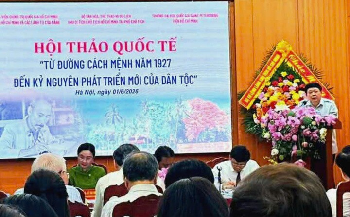 Ban tổ chức)
