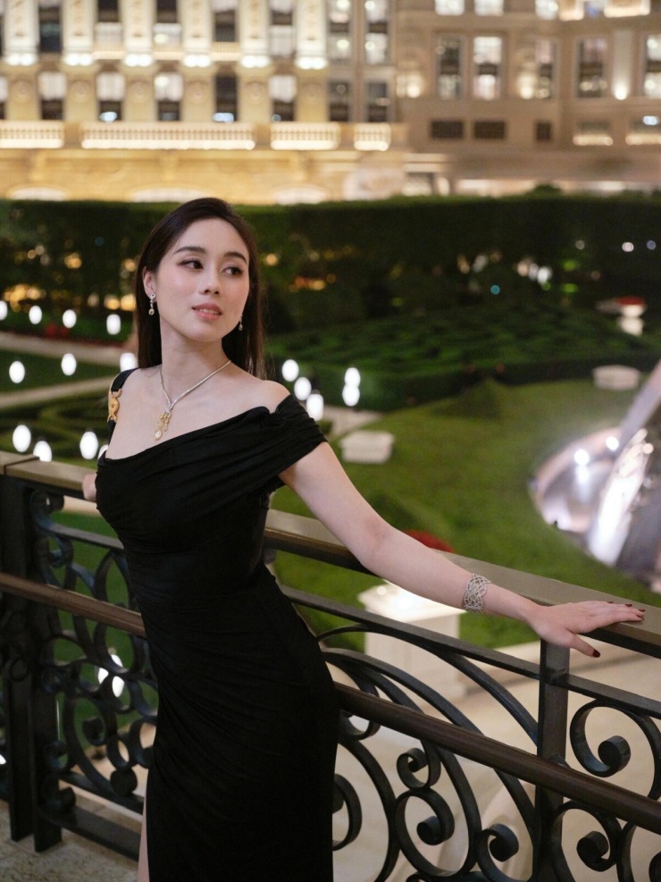 Hà Siêu Hân - ái nữ tốt nghiệp MIT của 'Vua sòng bạc' - 8