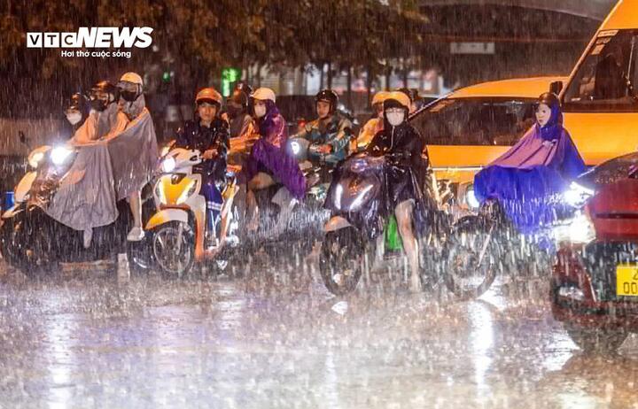 Miền Bắc sắp hứng mưa lớn. (Ảnh minh hoạ: Đắc Huy)