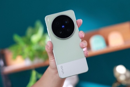 vivo X500 Pro Max rò rỉ camera “khủng” và pin 8.000 mAh